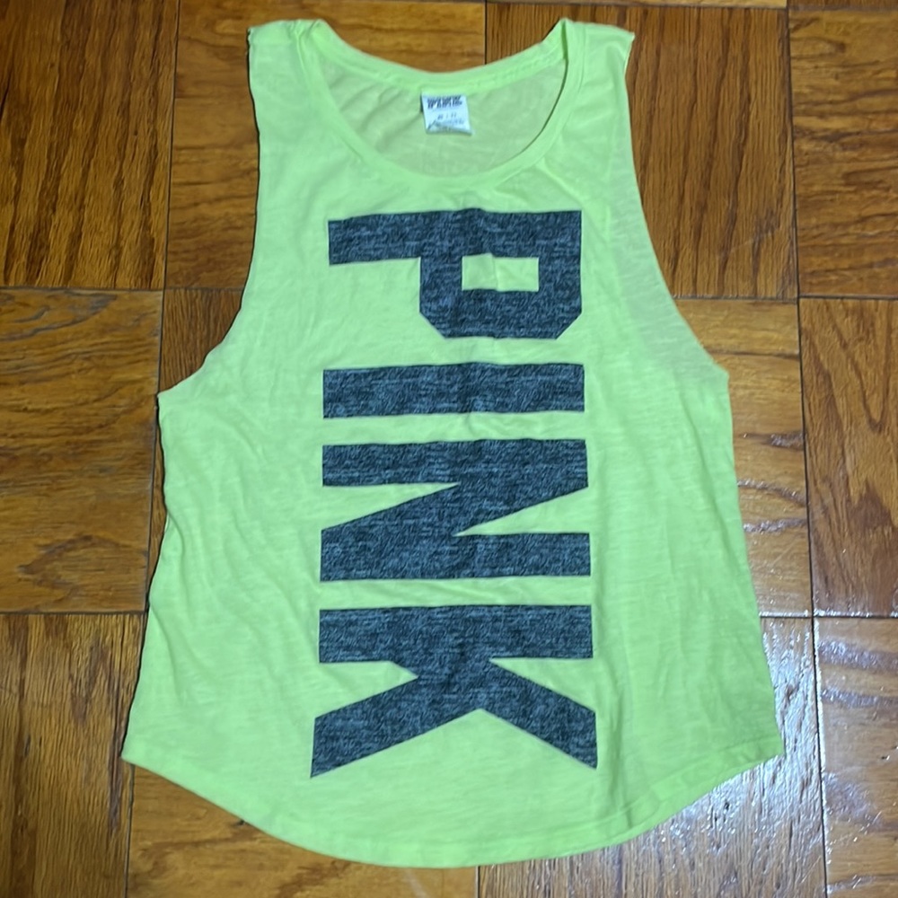 💖Super cute 💖 adorable 💖 Victoria's Secret PINK 💖 PINK 💖 tank top 💖 EUC💖